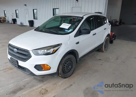2018 Ford Escape S z USA, uszkodzony, nr VIN 1FMCU0F79JUA71404